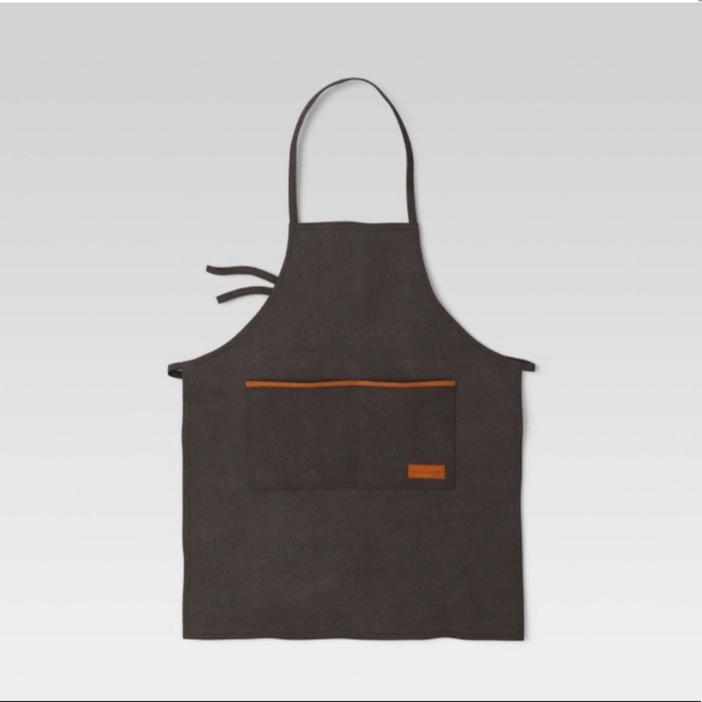 COPY - NWOT Gardening Apron